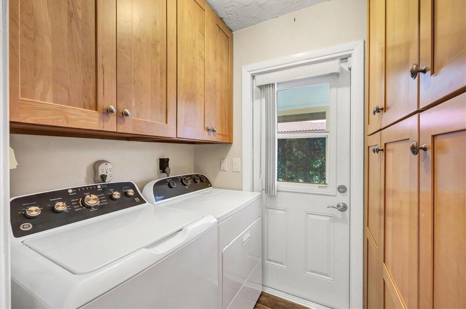 CAMBRIDGE VILLAGE - Residential