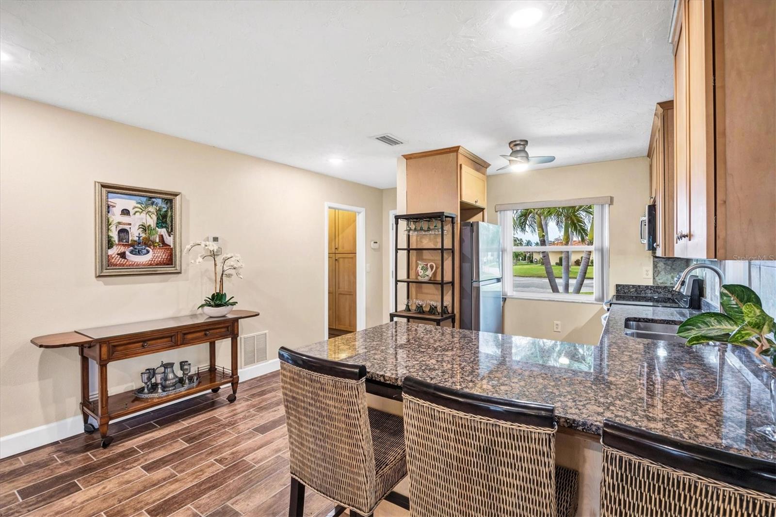 CAMBRIDGE VILLAGE - Residential