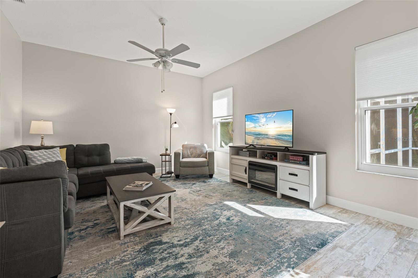 PINE MEADOW PH III - Residential Lease