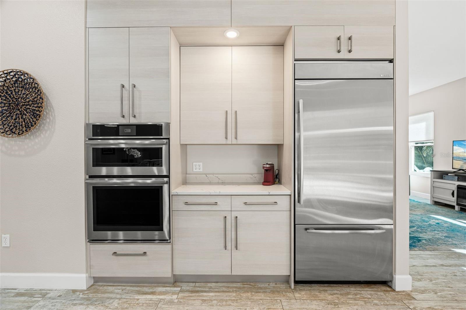 PINE MEADOW PH III - Residential Lease