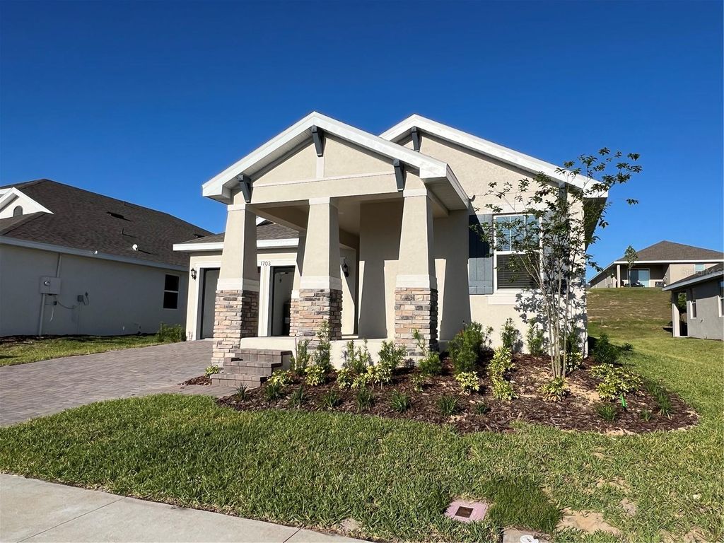 Photo of 1703 Cadence Street, Minneola, FL 34715 (MLS # G5111571)