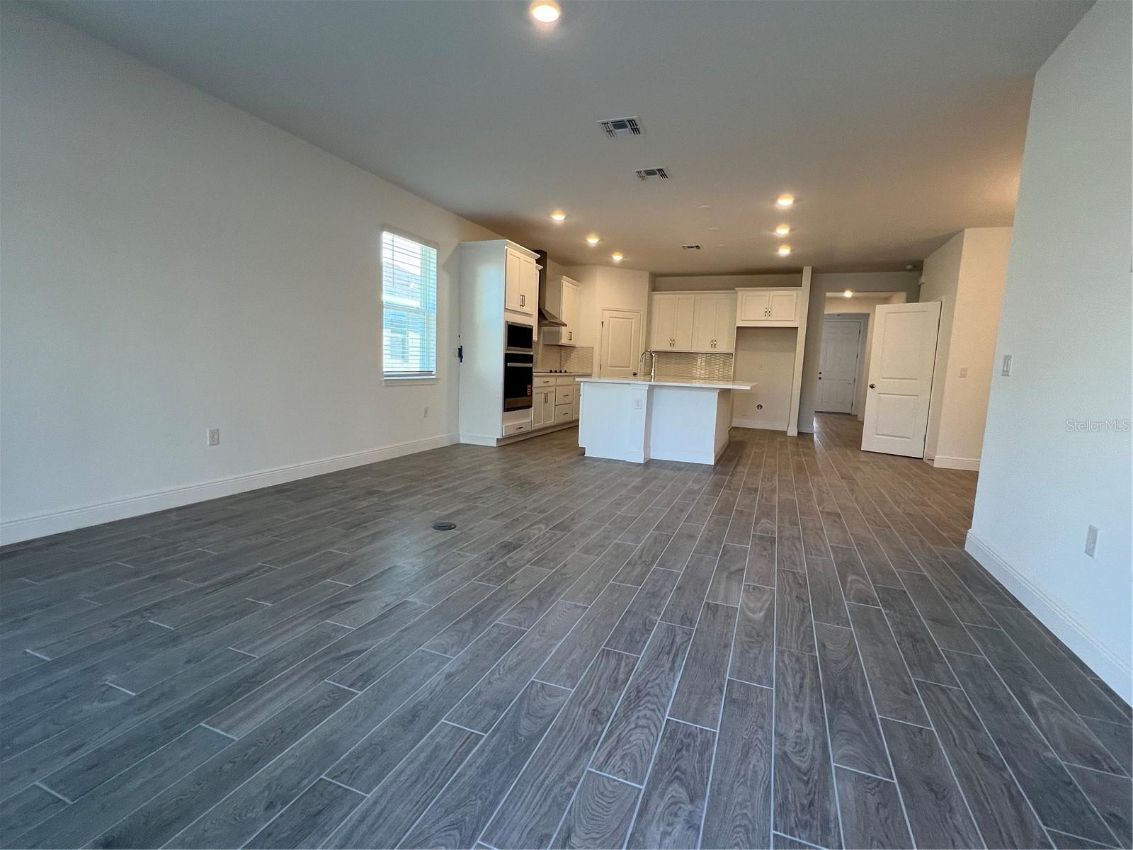 HILLS OF MINNEOLA - Residential