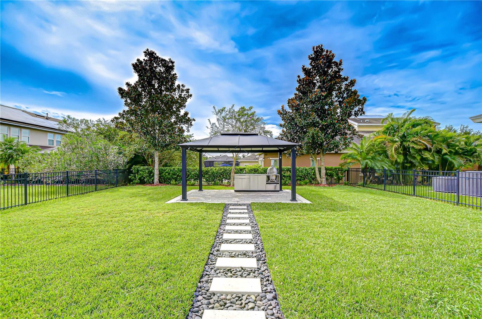 FISHHAWK RANCH WEST PH 1B/1C - Residential