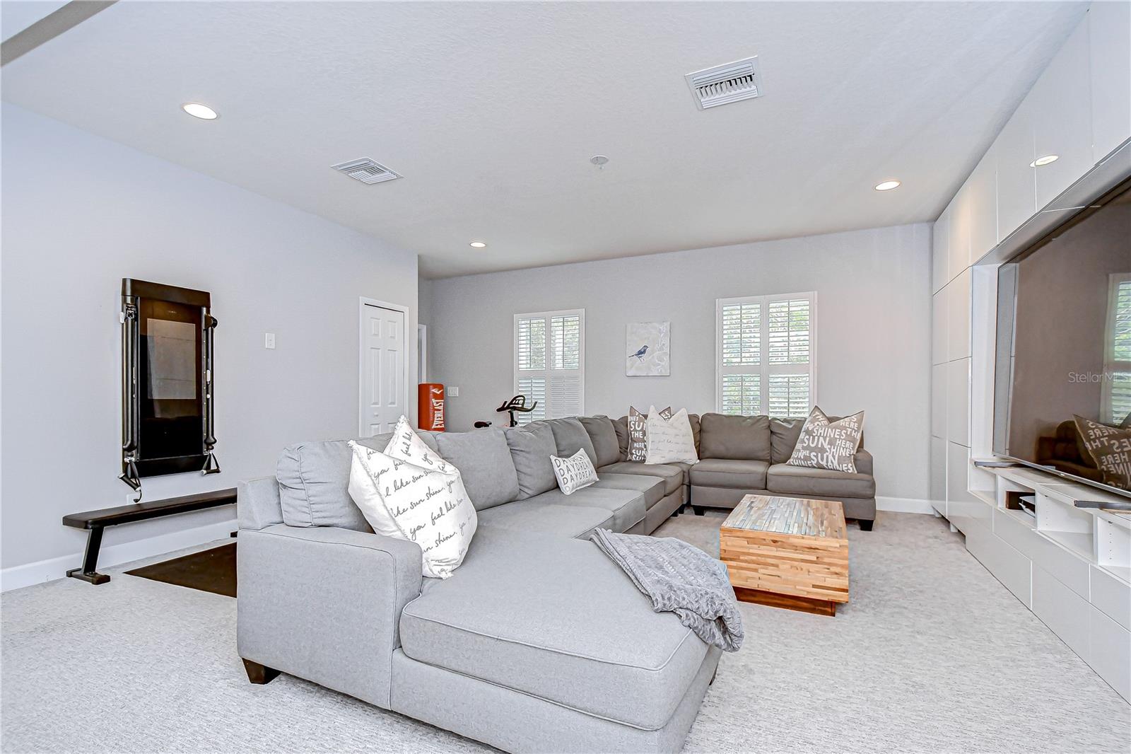 FISHHAWK RANCH WEST PH 1B/1C - Residential