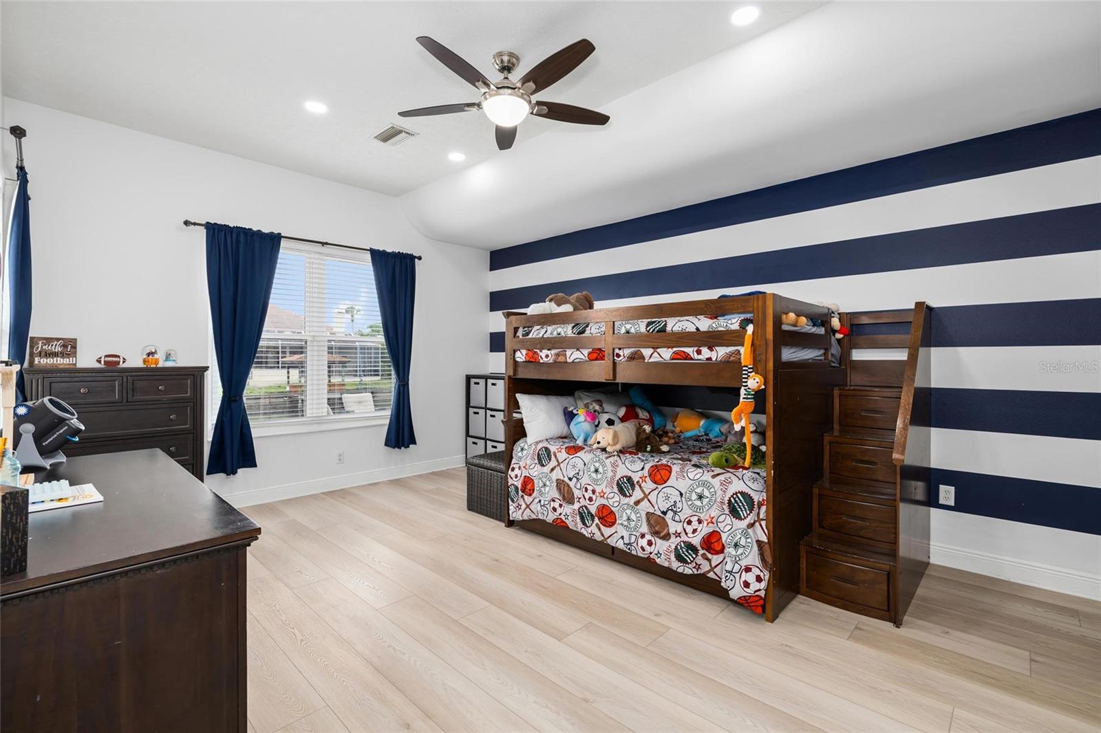 BAYPORT VILLAGE - Residential