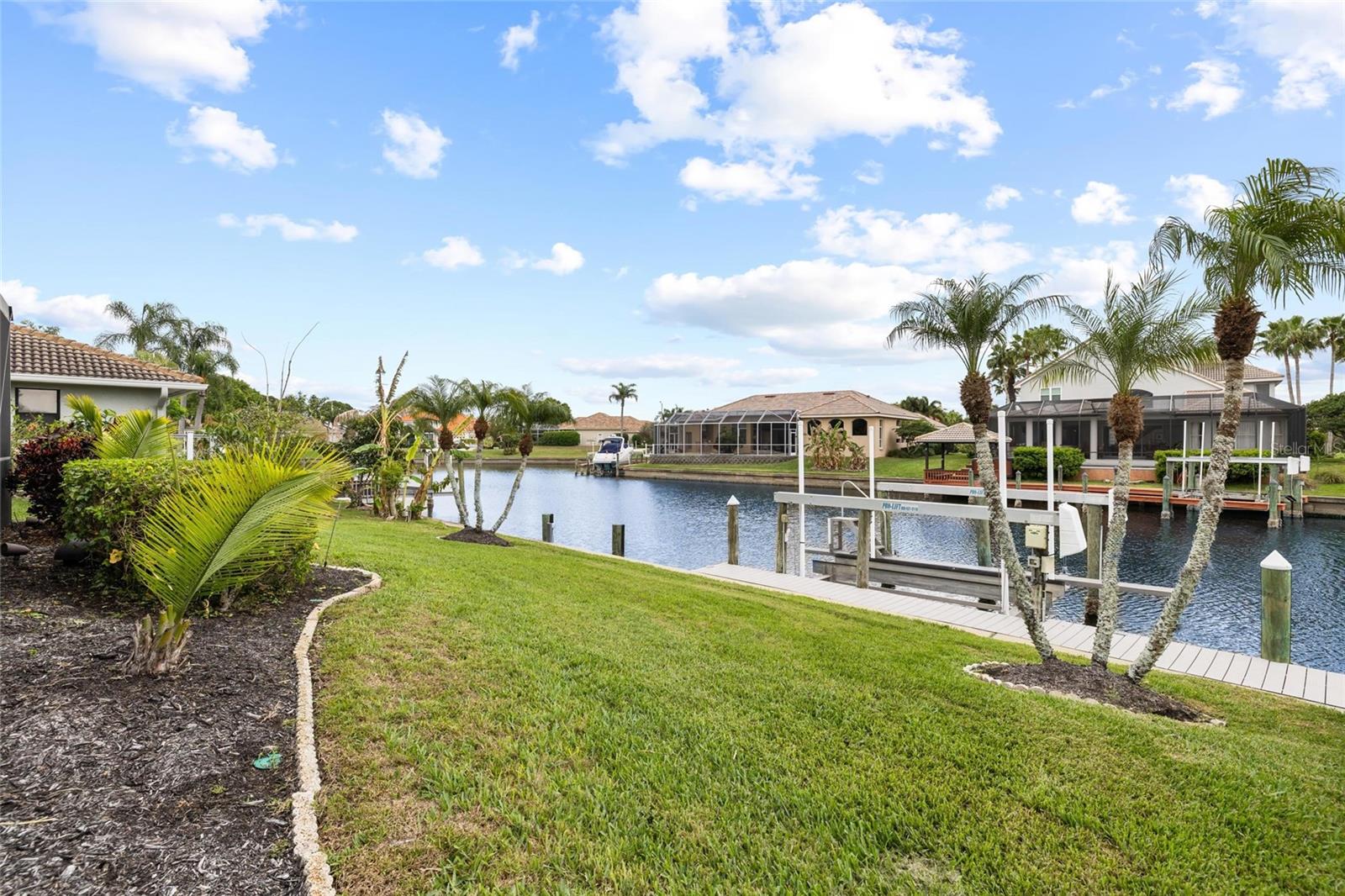 BAYPORT VILLAGE - Residential