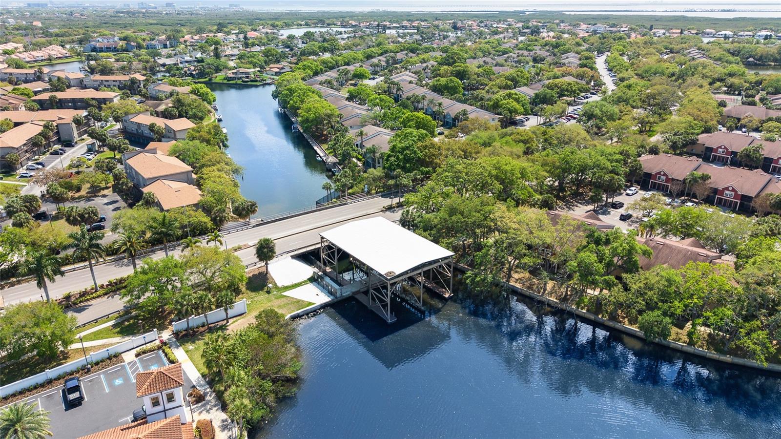 BAYPORT VILLAGE - Residential