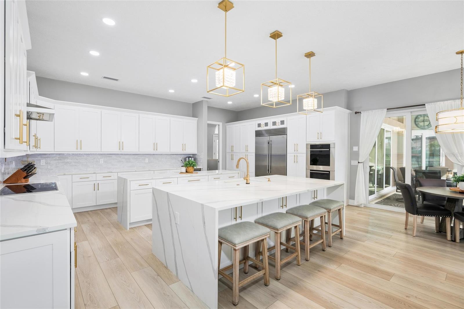 BAYPORT VILLAGE - Residential