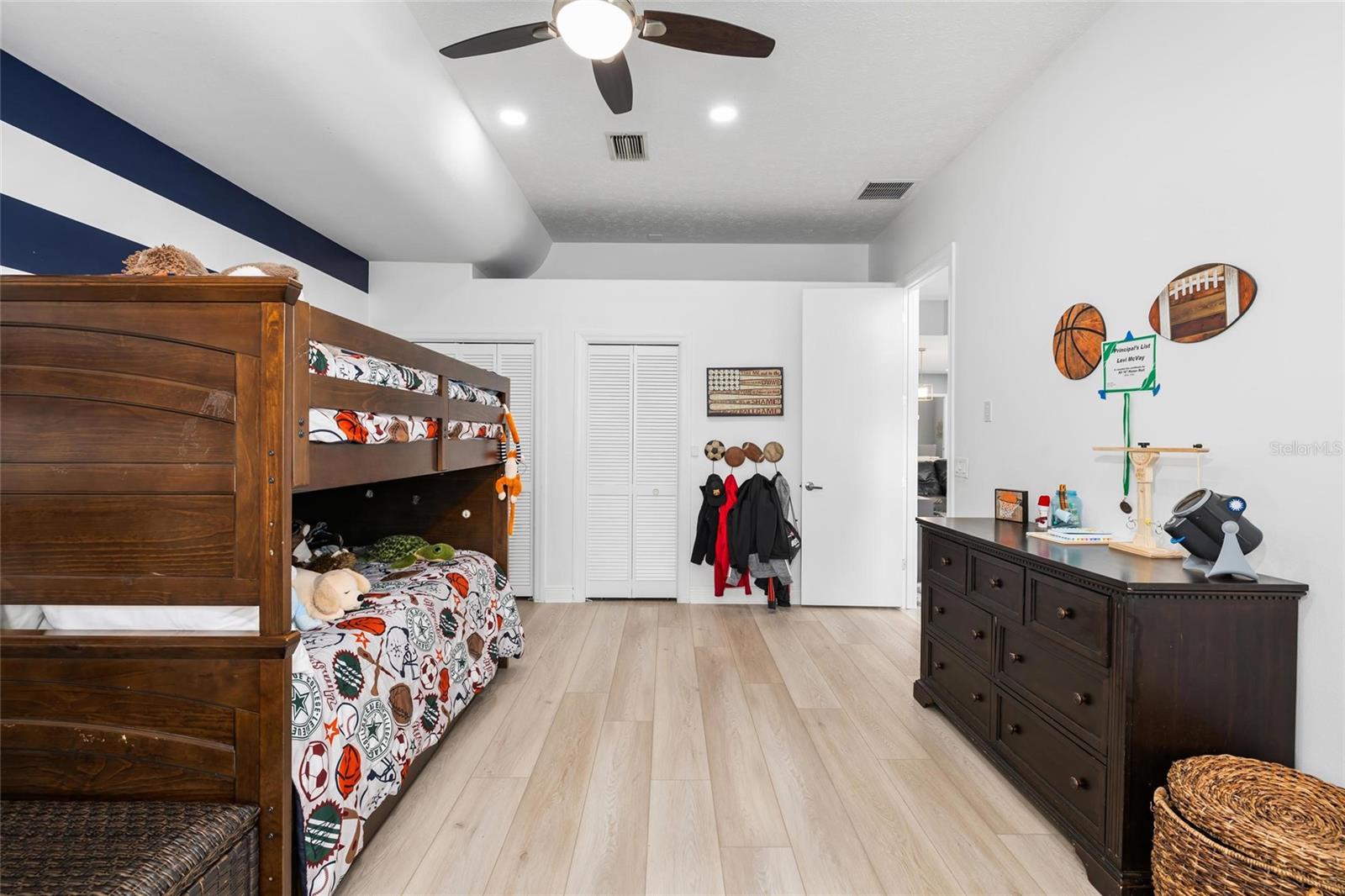 BAYPORT VILLAGE - Residential