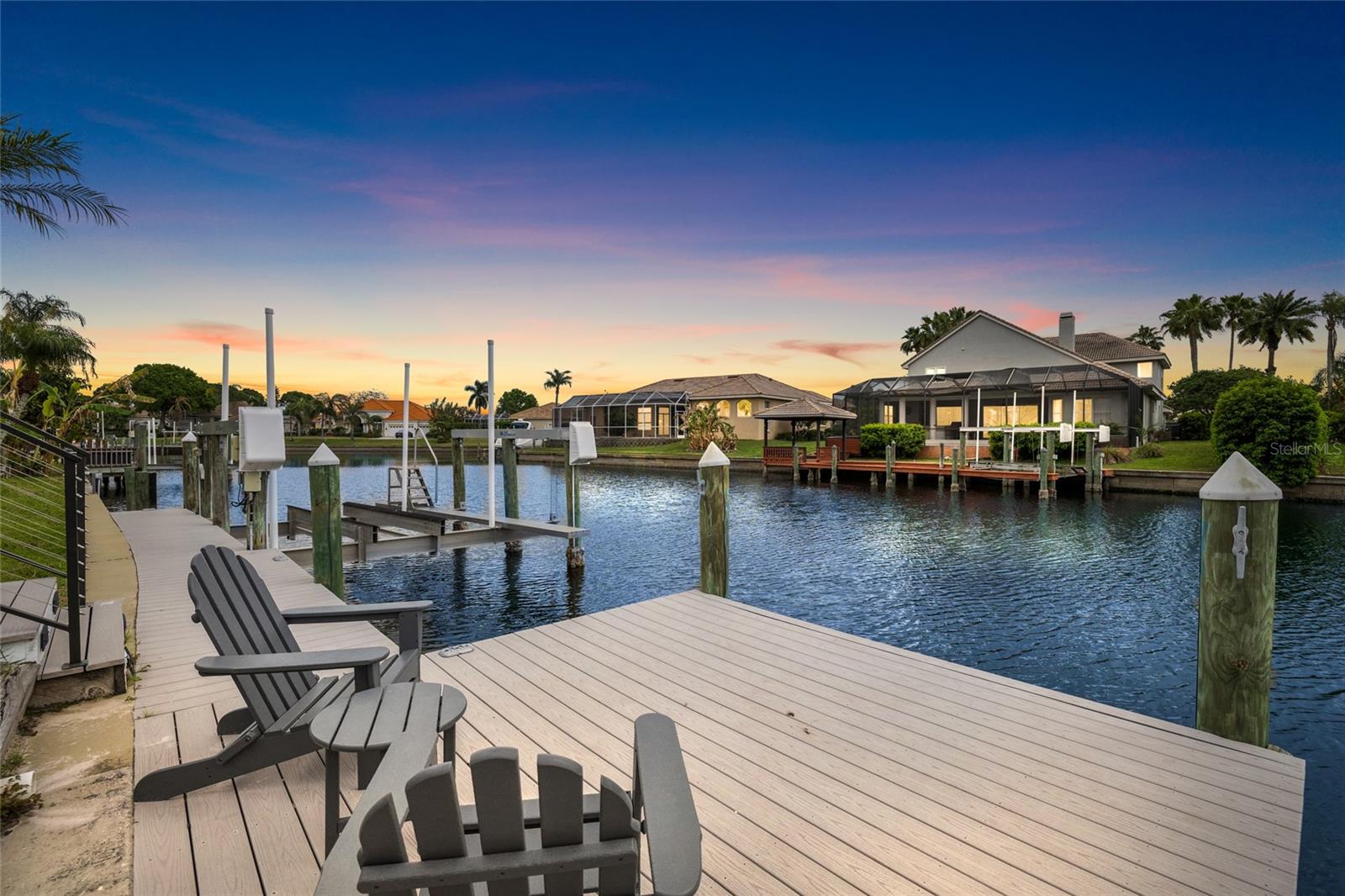 BAYPORT VILLAGE - Residential