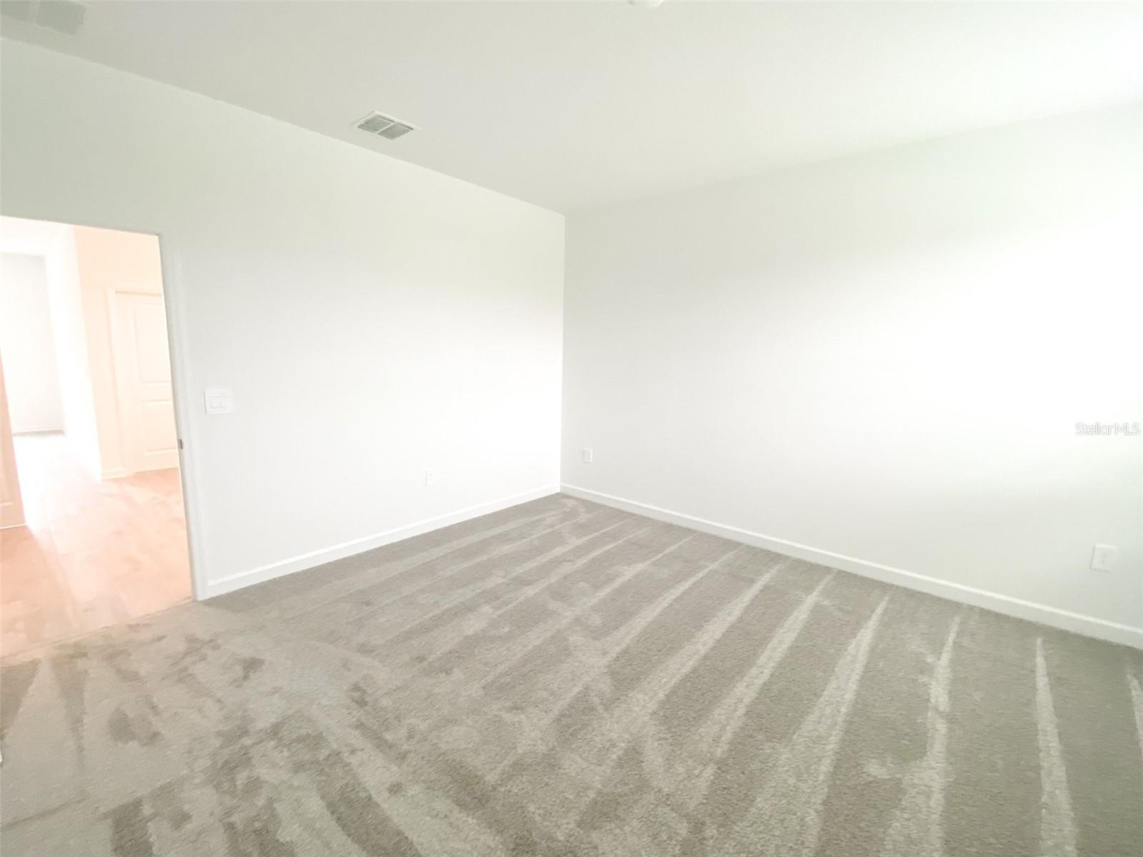 HANOVER LAKES PH 1 - Residential Lease