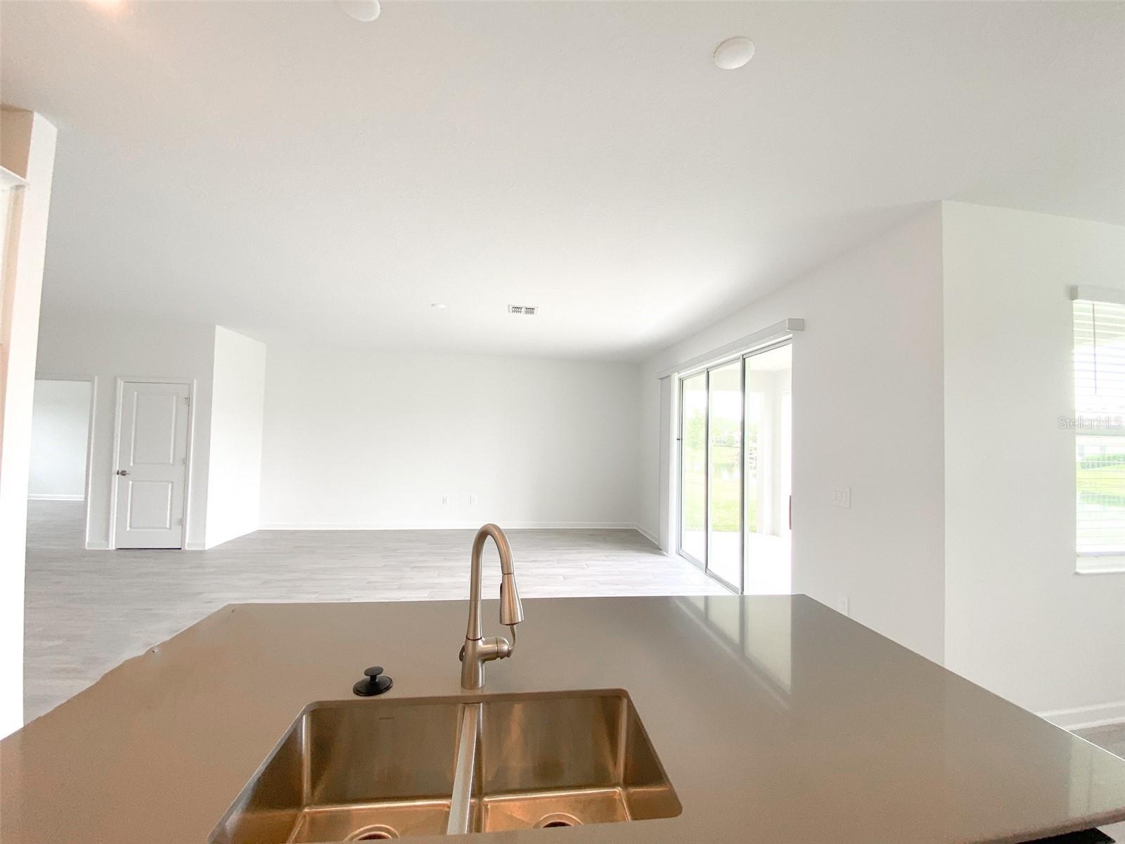 HANOVER LAKES PH 1 - Residential Lease