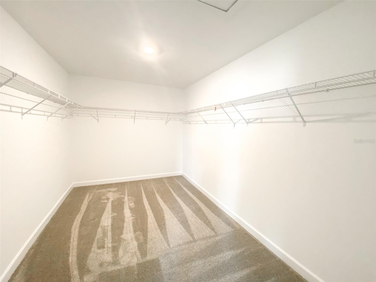 HANOVER LAKES PH 1 - Residential Lease