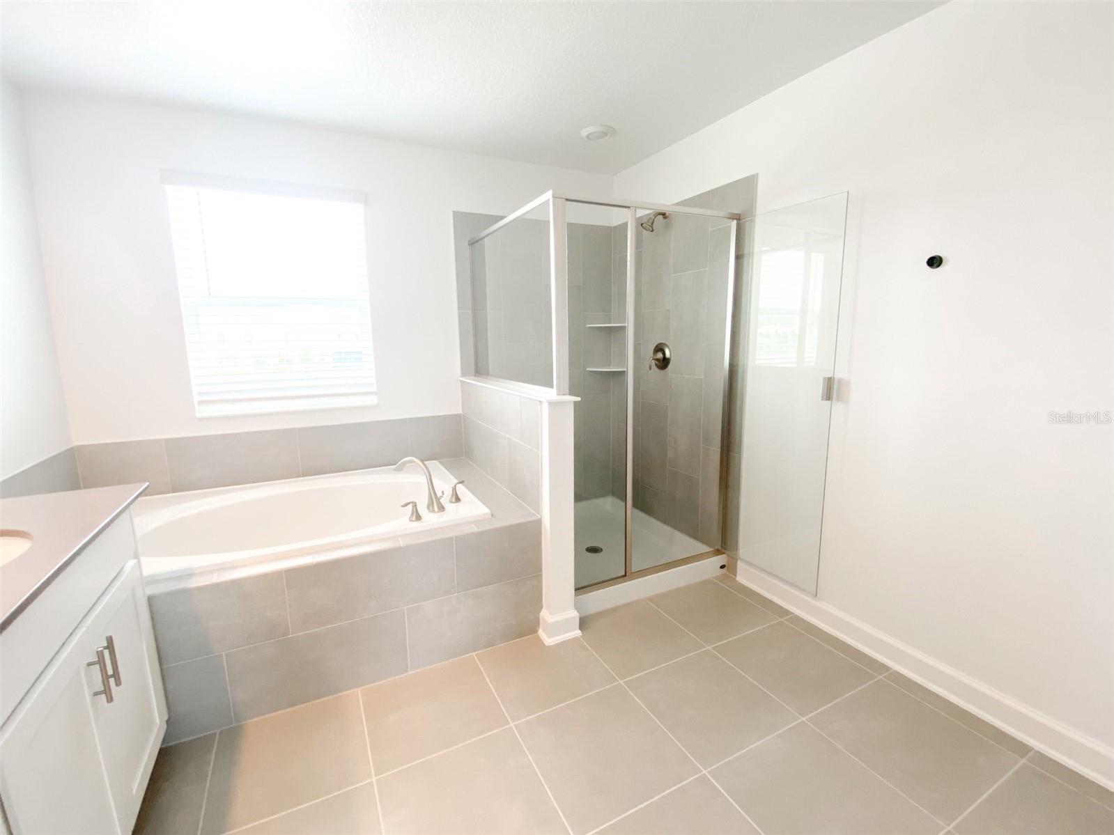 HANOVER LAKES PH 1 - Residential Lease