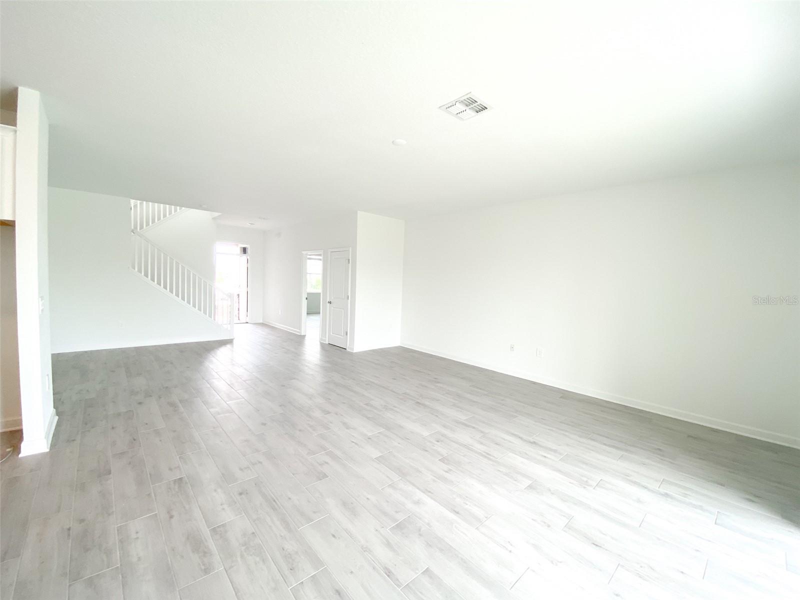 HANOVER LAKES PH 1 - Residential Lease