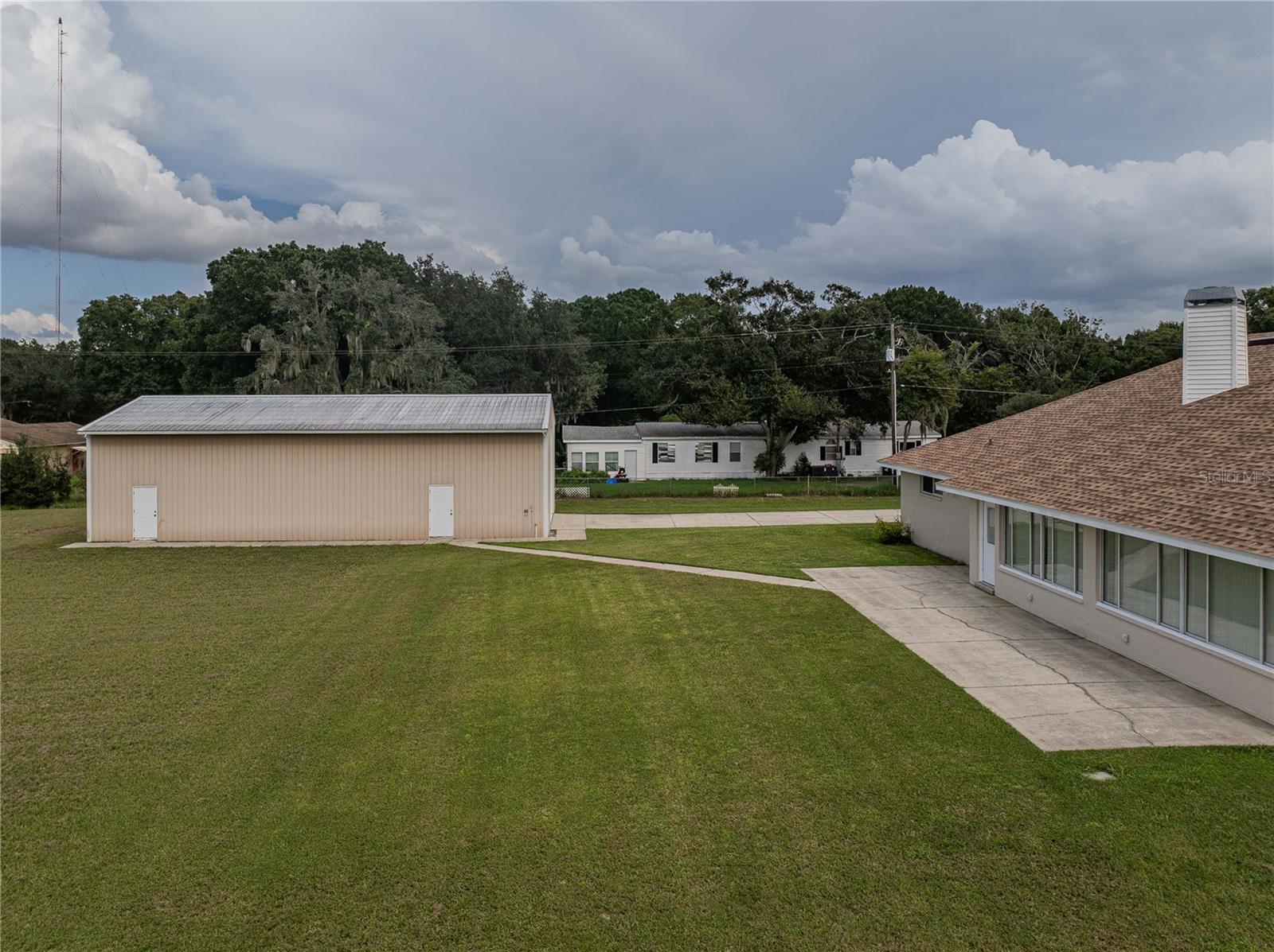 Casas a venda 3 - Jen Dantas 674 OLD DIXIE HIGHWAY