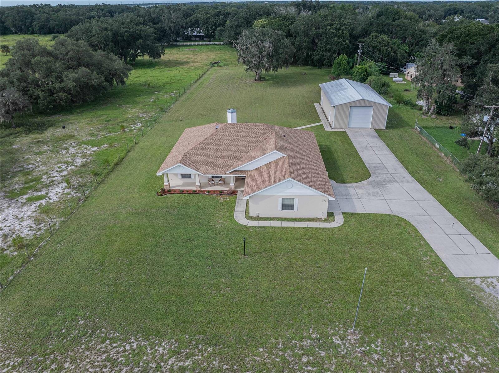 Casas a venda 1 - Jen Dantas 674 OLD DIXIE HIGHWAY