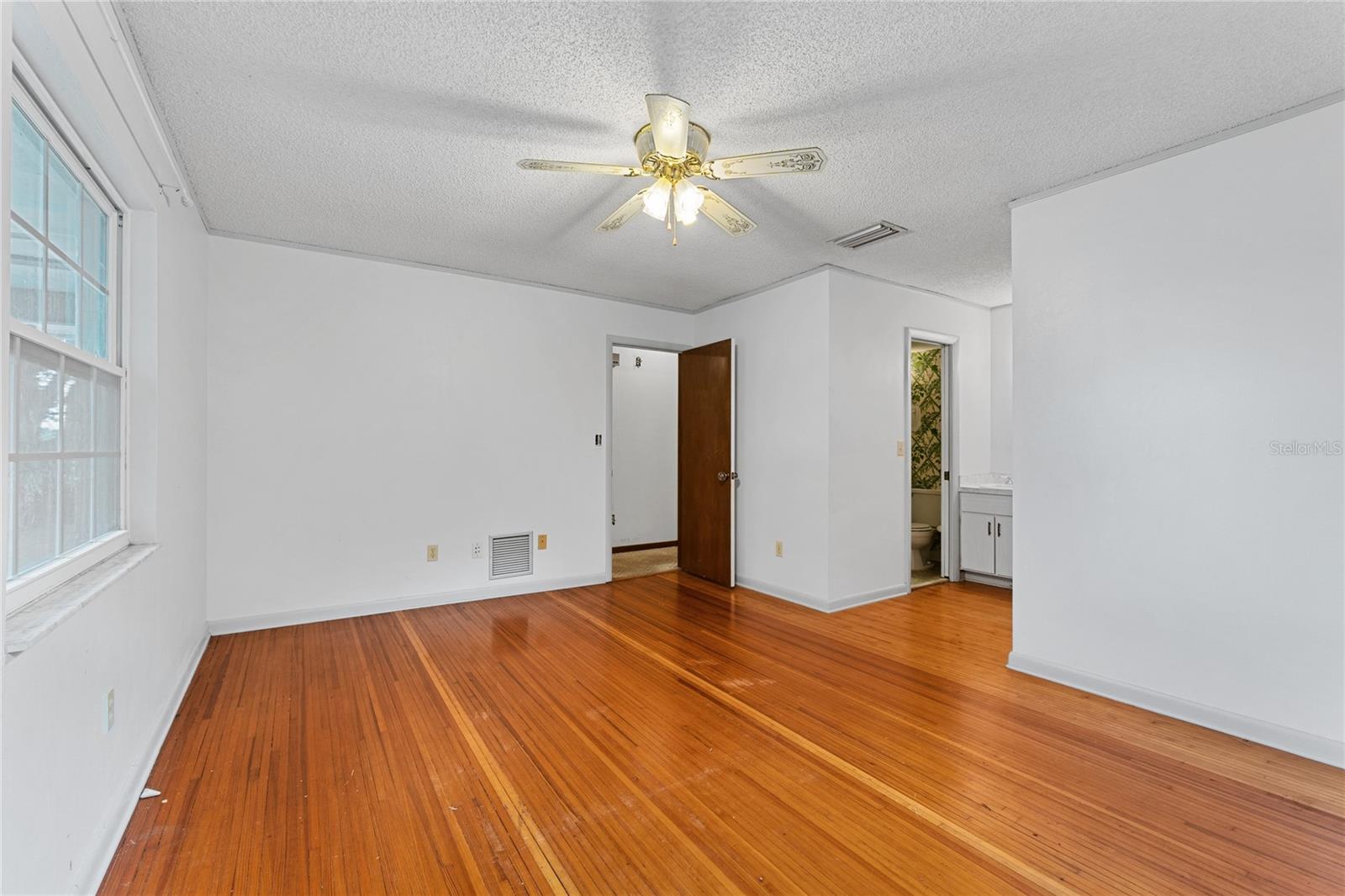 WAVERLY - Residential