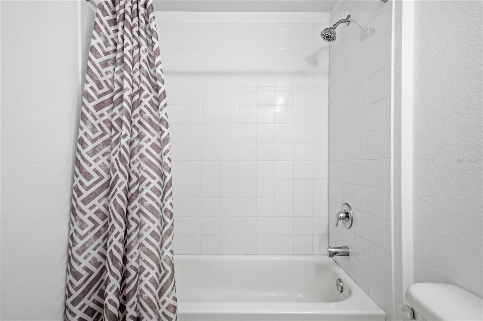 SEMINOLE WOOD - Residential Income