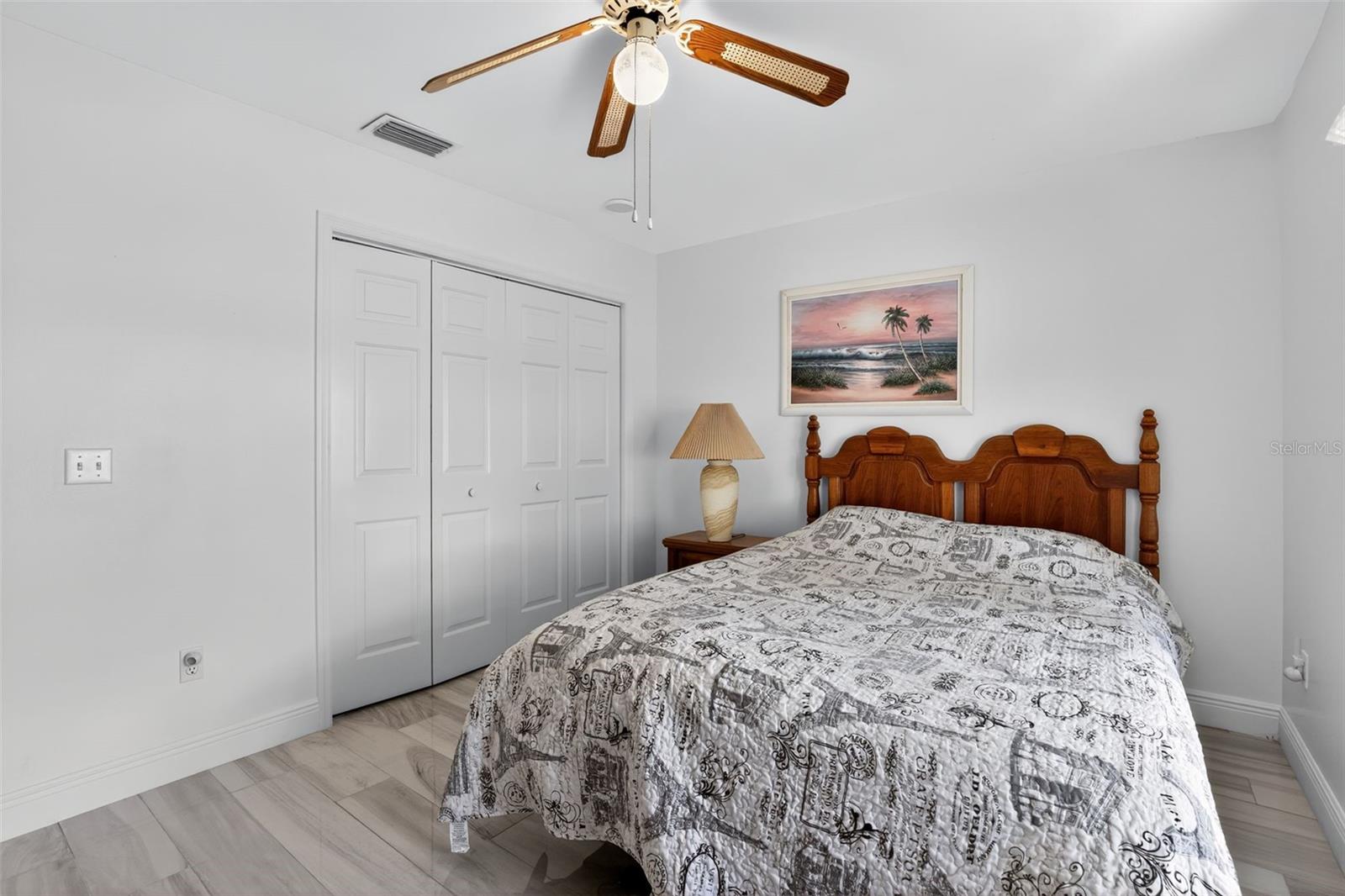 LADY LAKE ORANGE BLOSSOM GARDENS UNIT 18 - Residential