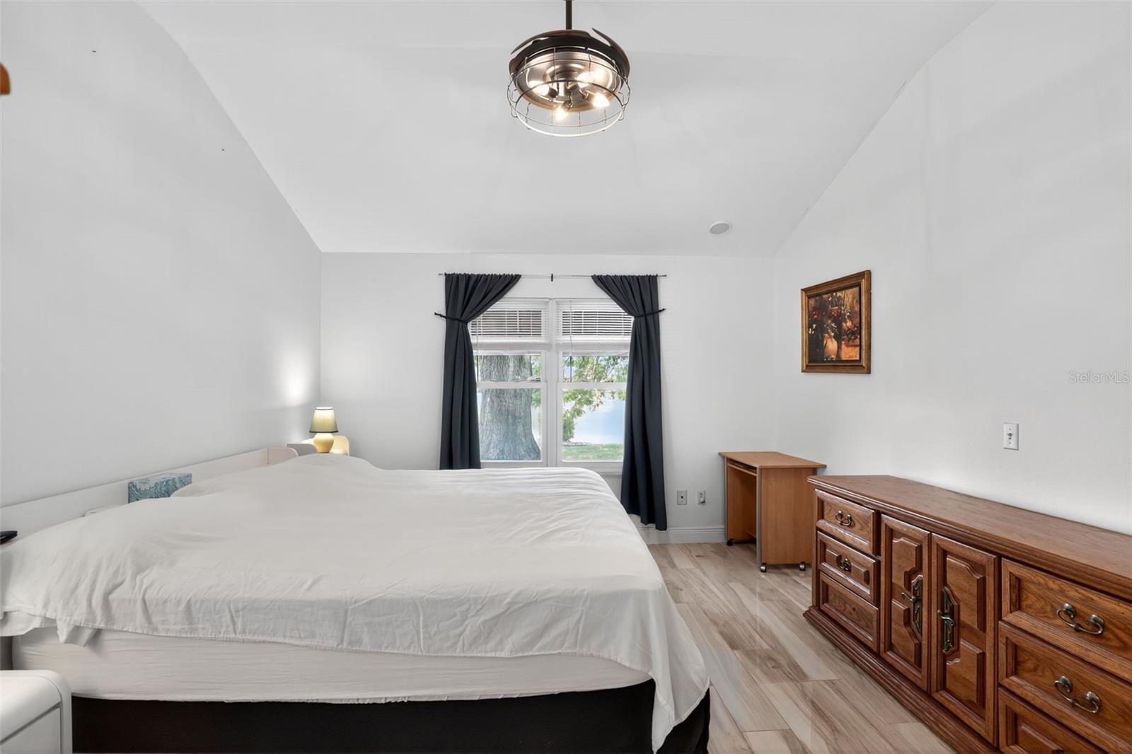 LADY LAKE ORANGE BLOSSOM GARDENS UNIT 18 - Residential