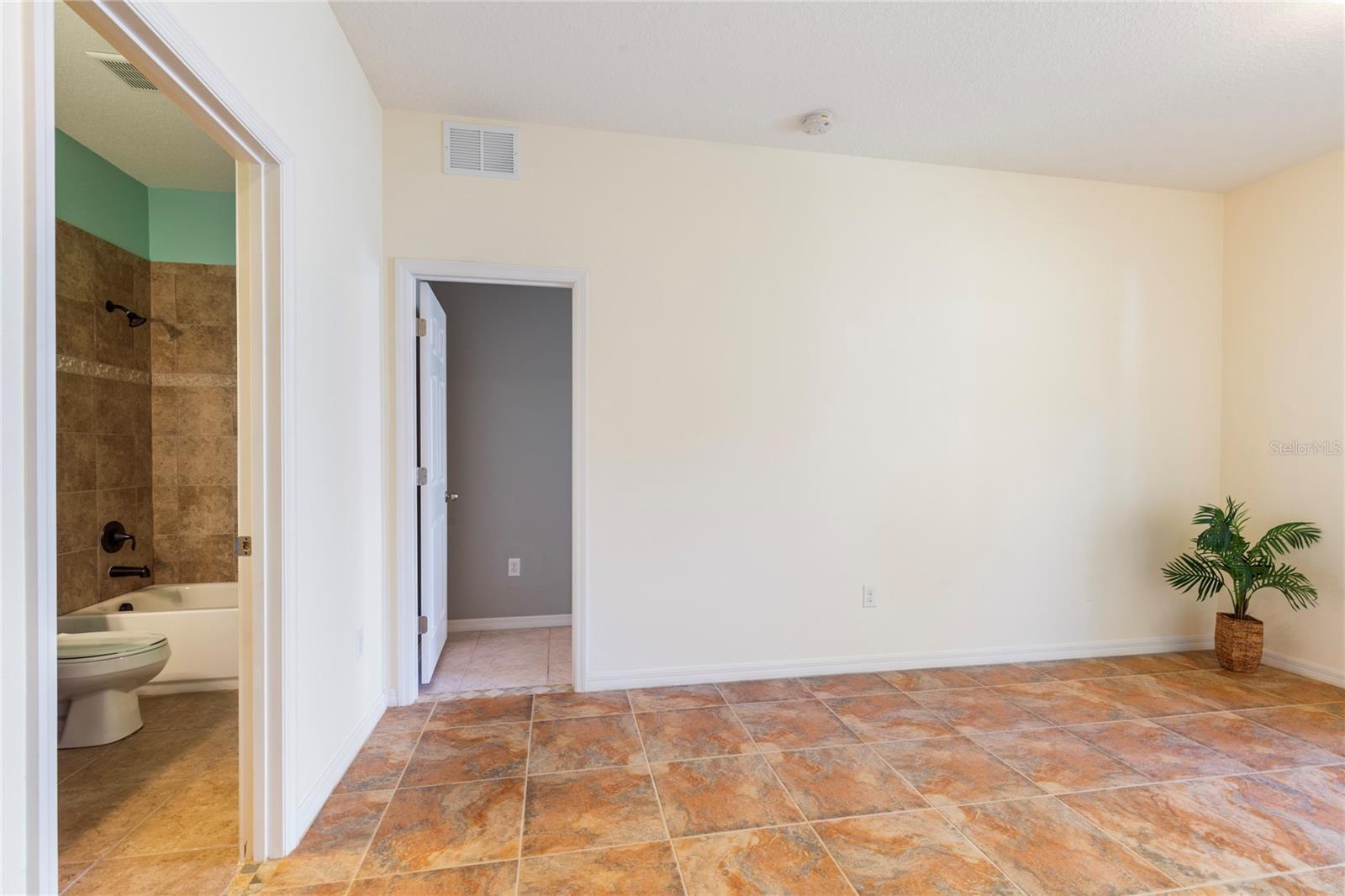 DUPREE LAKES - Residential