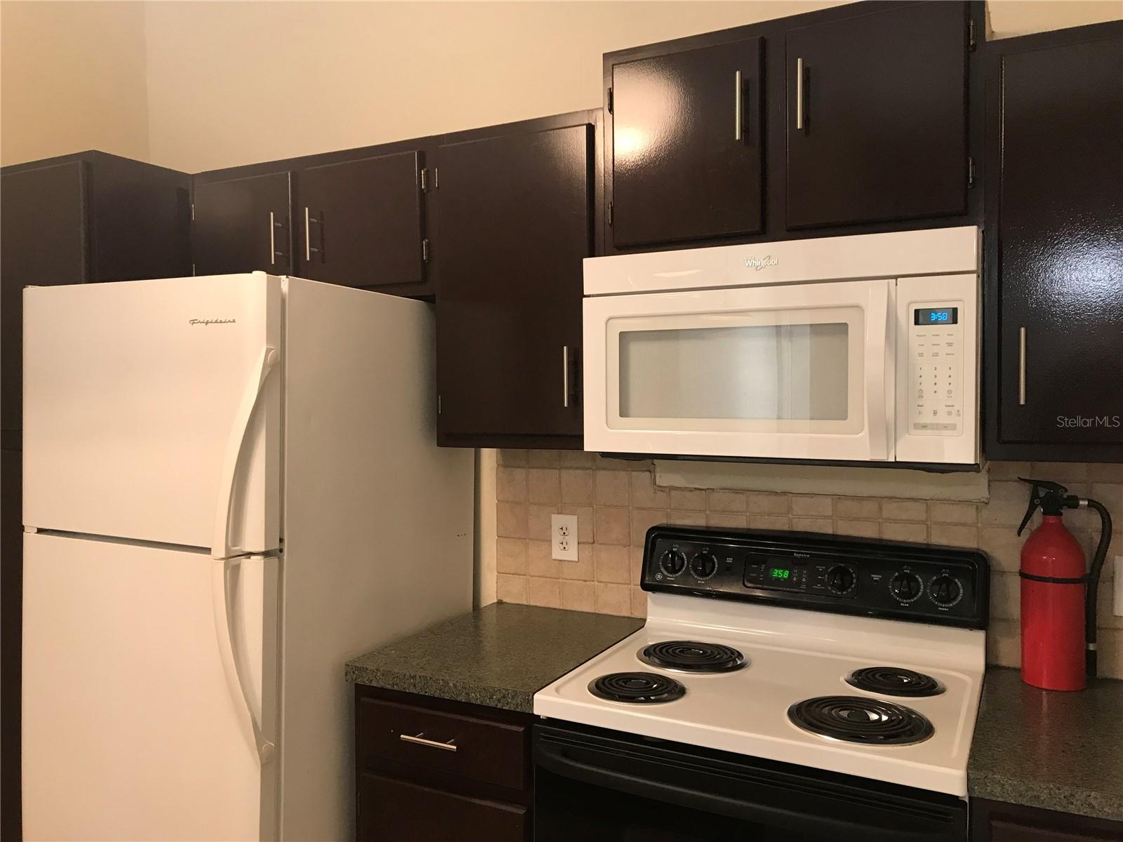FAIRCREST I CONDO - Residential Lease