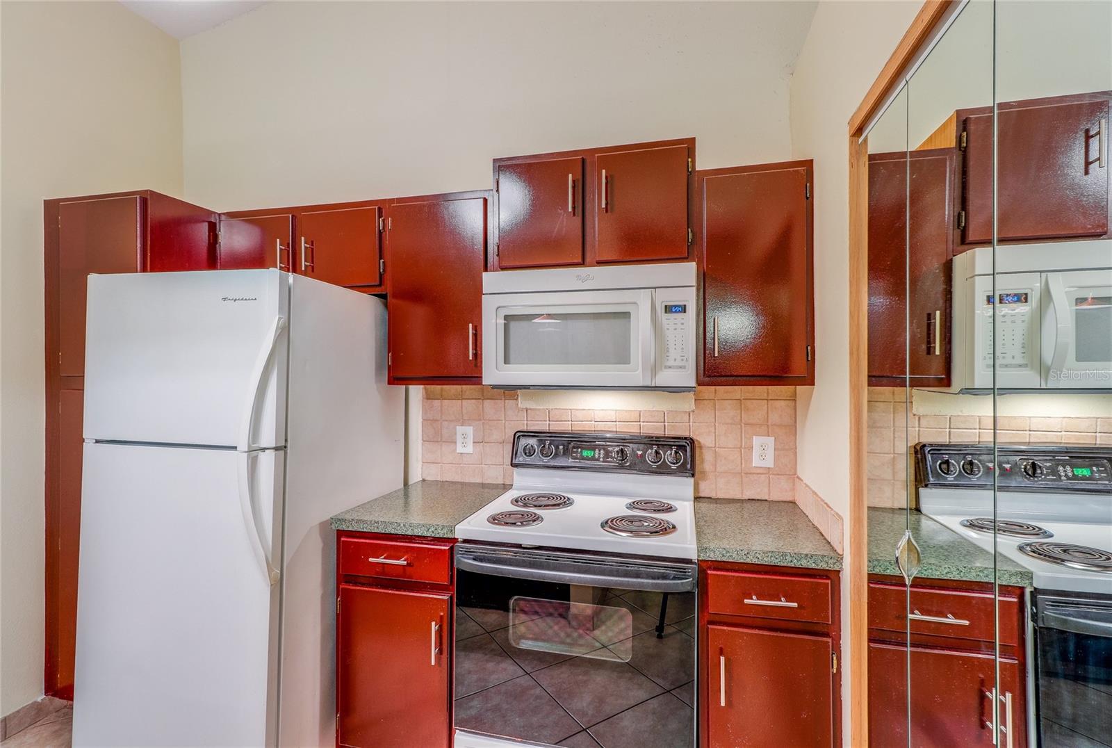 FAIRCREST I CONDO - Residential Lease