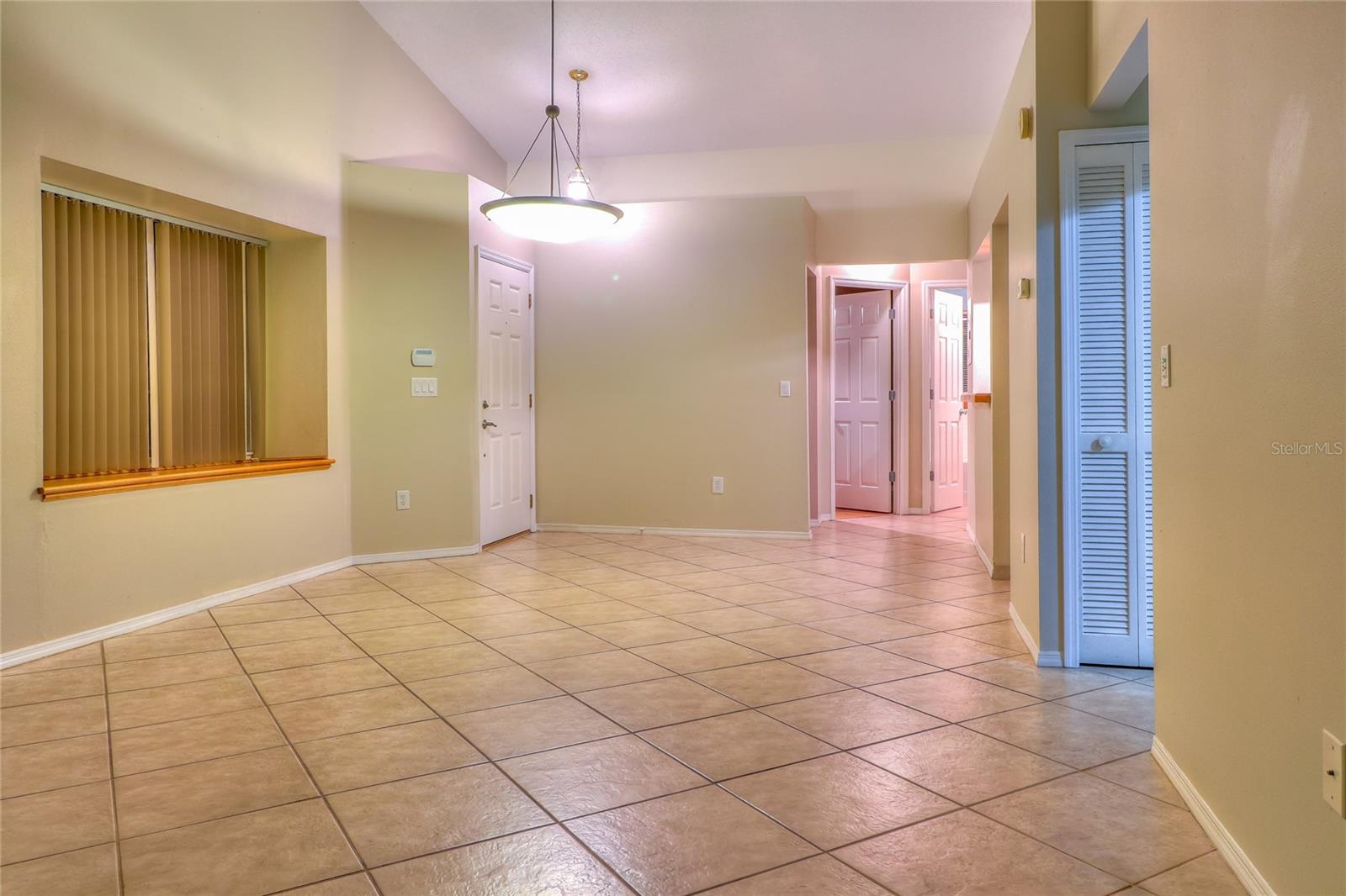 FAIRCREST I CONDO - Residential Lease