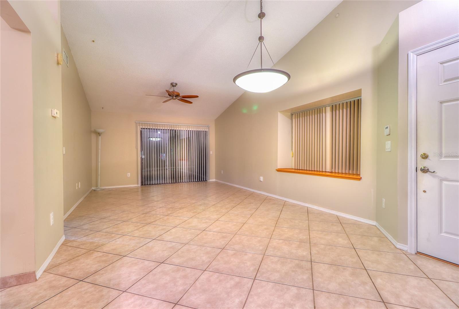 FAIRCREST I CONDO - Residential Lease