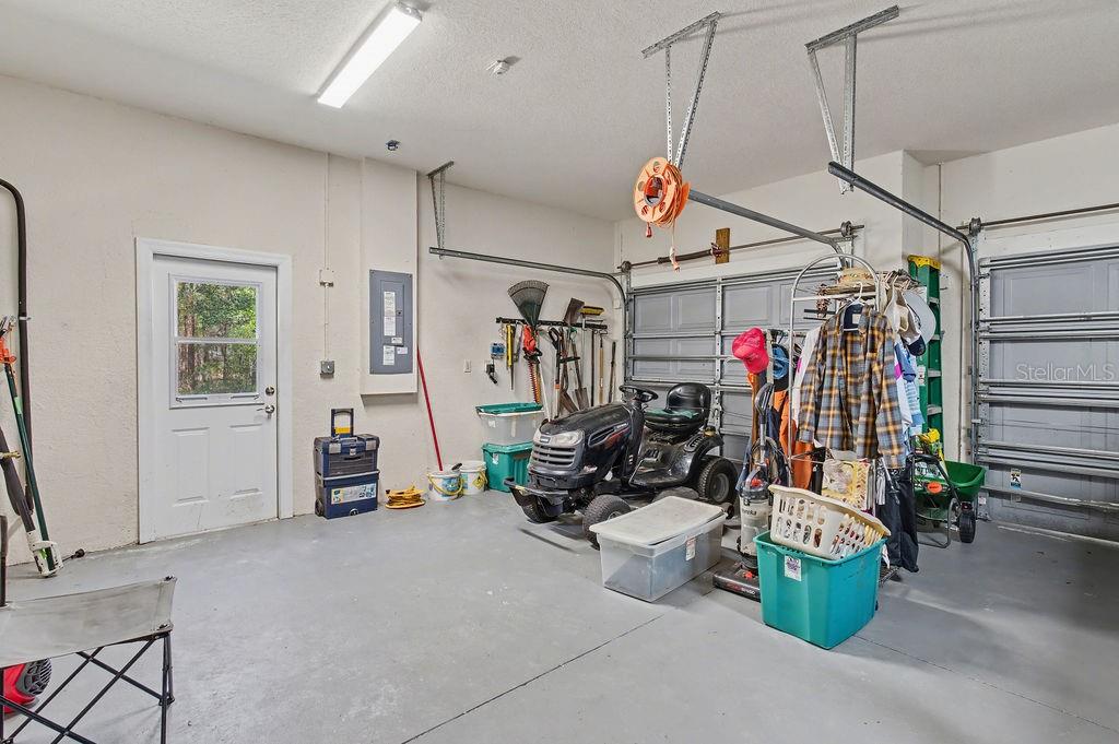 RAINBOW SPGS 04 REP - Residential