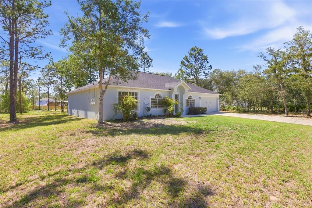 Photo of 18063 Parrot Road, Weeki Wachee, FL 34614 (MLS # W7885633)