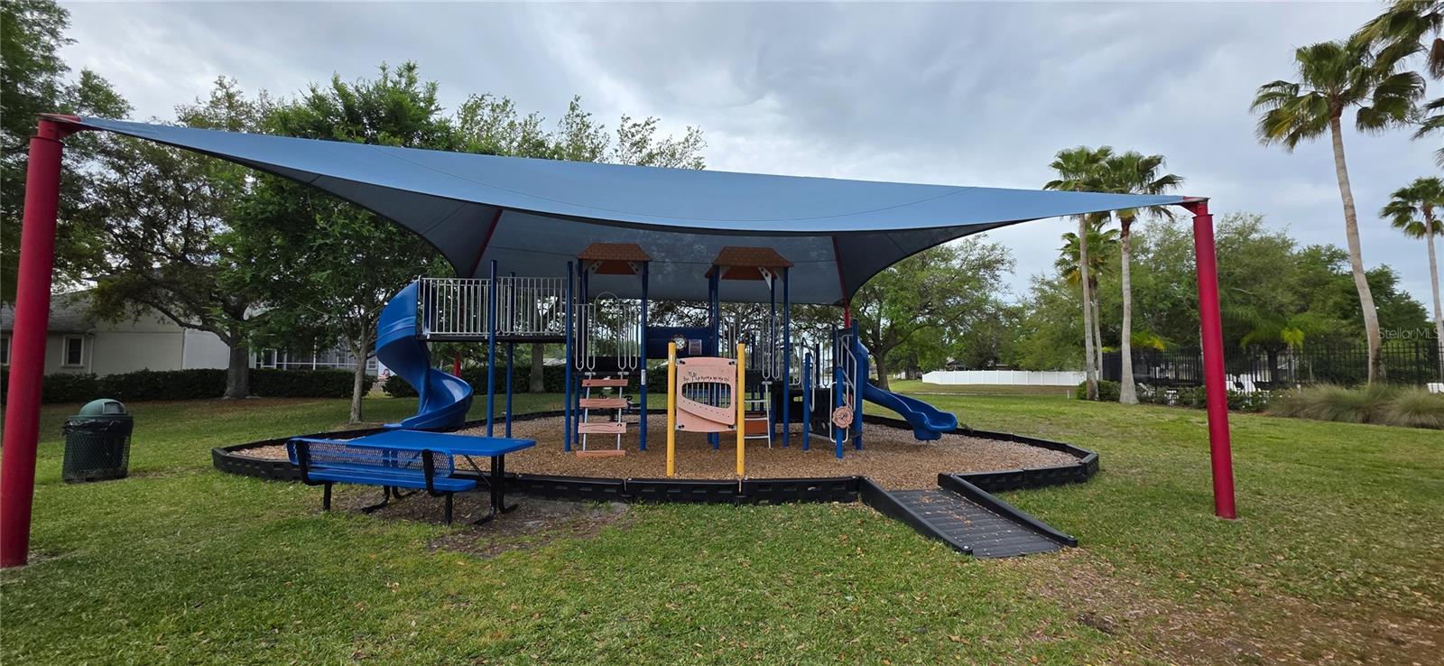 SUNCOAST LAKES PH 01 - Residential