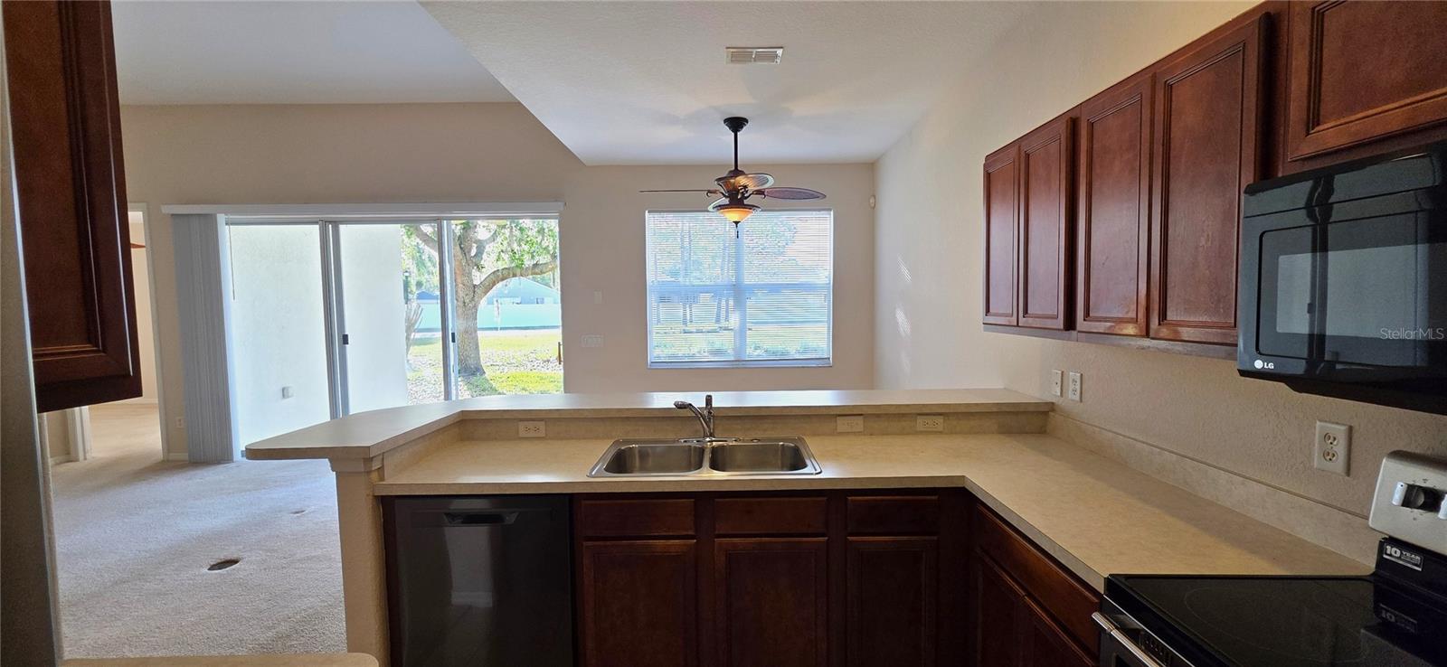 SUNCOAST LAKES PH 01 - Residential