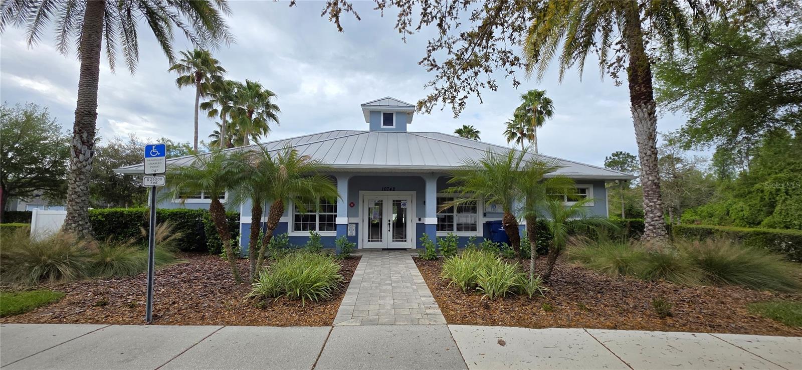 SUNCOAST LAKES PH 01 - Residential