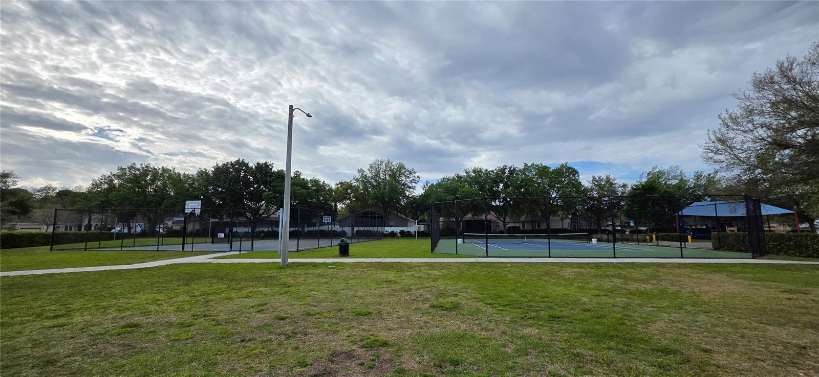 SUNCOAST LAKES PH 01 - Residential