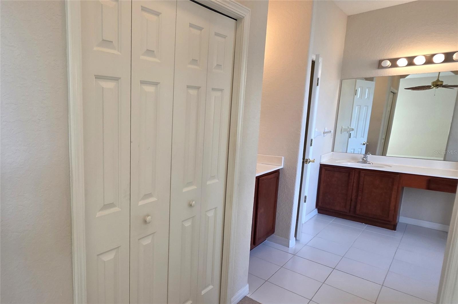 SUNCOAST LAKES PH 01 - Residential