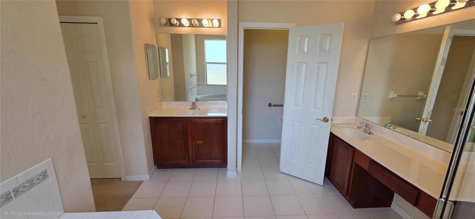 SUNCOAST LAKES PH 01 - Residential