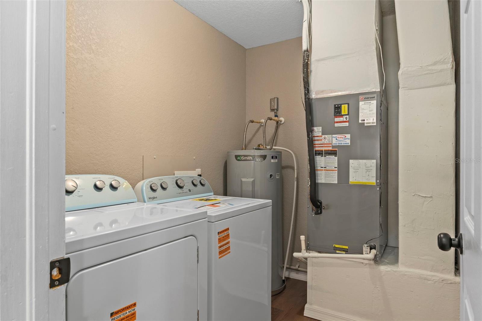 PANACOOCHEE RETREATS - Residential