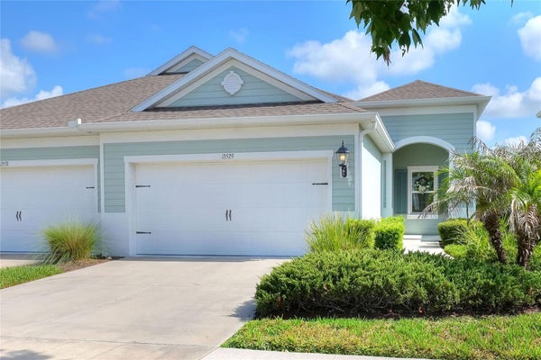 13529 CIRCA CROSSING DR, LITHIA, FL 33547 - Image 84ed4df088adaeed9d80a89fee75ad2b/1253119150