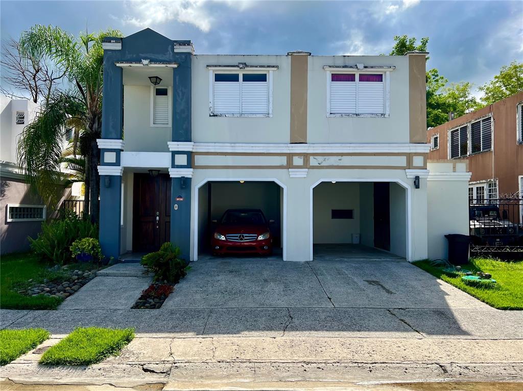 Great home on a great location. Good conditions at a great price. Property has an extended terrace with outdoor kitchen for activities and has the possibility of building a 4th bedroom if needed. Motivated sellers will hear reasonable offers on a scarcity market.