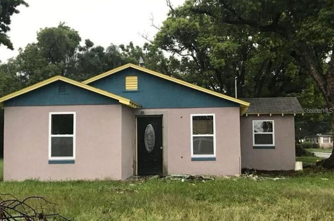 Multifamily Development Opportunity close to Orlando Health Hospital South of Downtown Orlando.
This offering includes both the home (701 23rd St) and the neighboring parcel (709 23rd St) a unique chance to acquire a sprawling piece of land in an area where space is at a premium.
House was fully remodeled in 2018 and is rented for a steady $2,000 monthly, providing an instant return on your investment. With its exceptional size and sought-after location, this property is perfect for a savvy investor or developer looking for a valuable asset with both immediate cash flow and significant long-term appreciation. Furthermore, based on an estimation from the county, approximately 9 to 12 units can be built on the property when merging both parcels (buyer is responsible for verification).