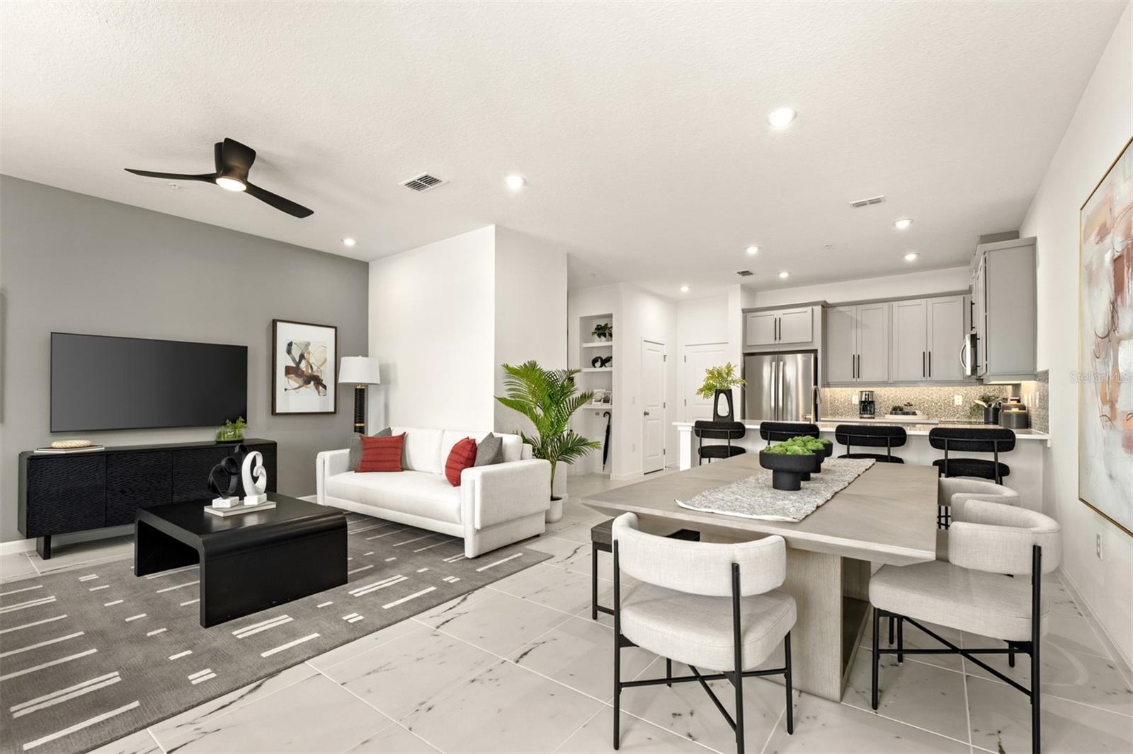 HICKORY GROVE - Residential