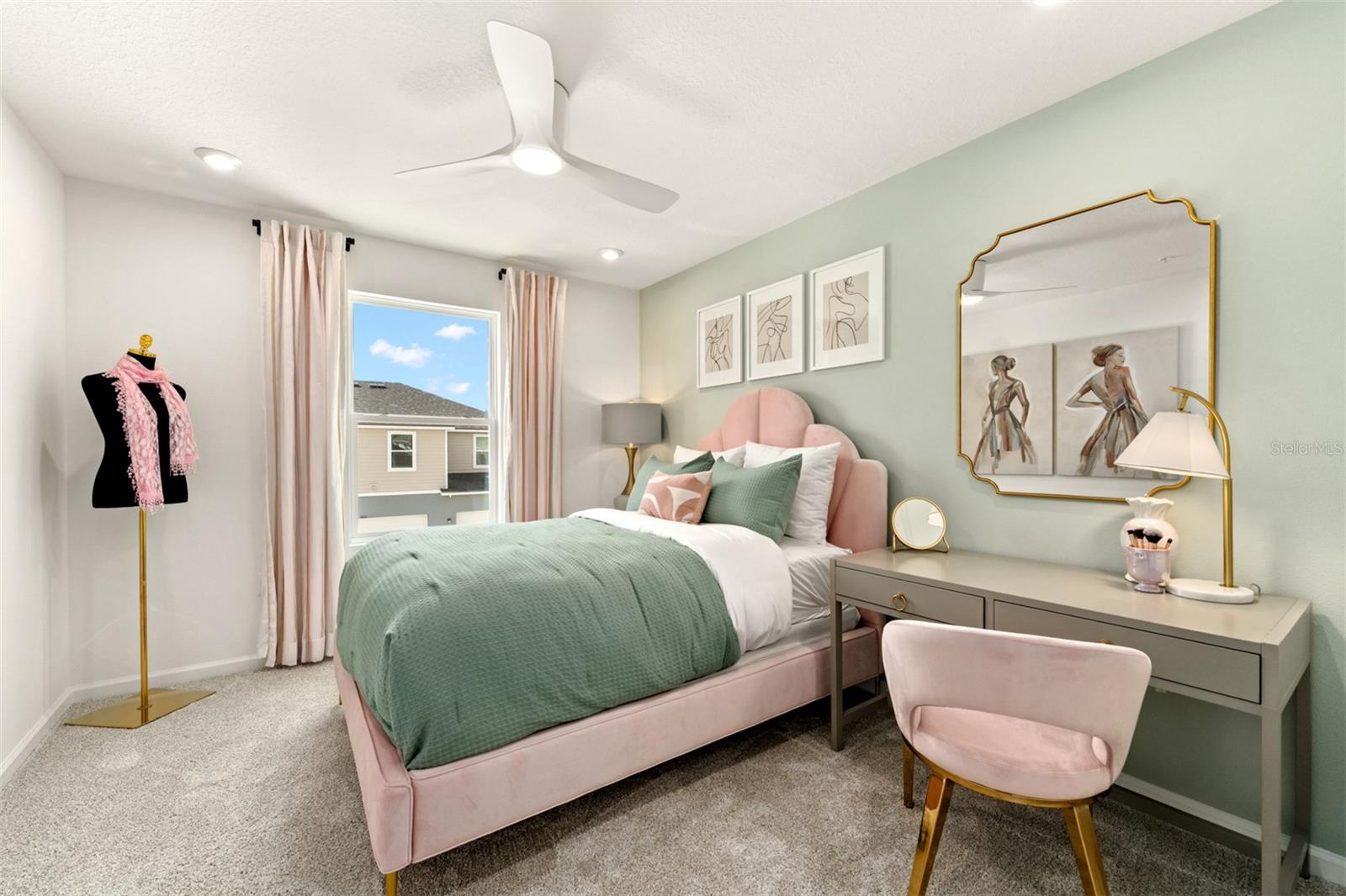 HICKORY GROVE - Residential