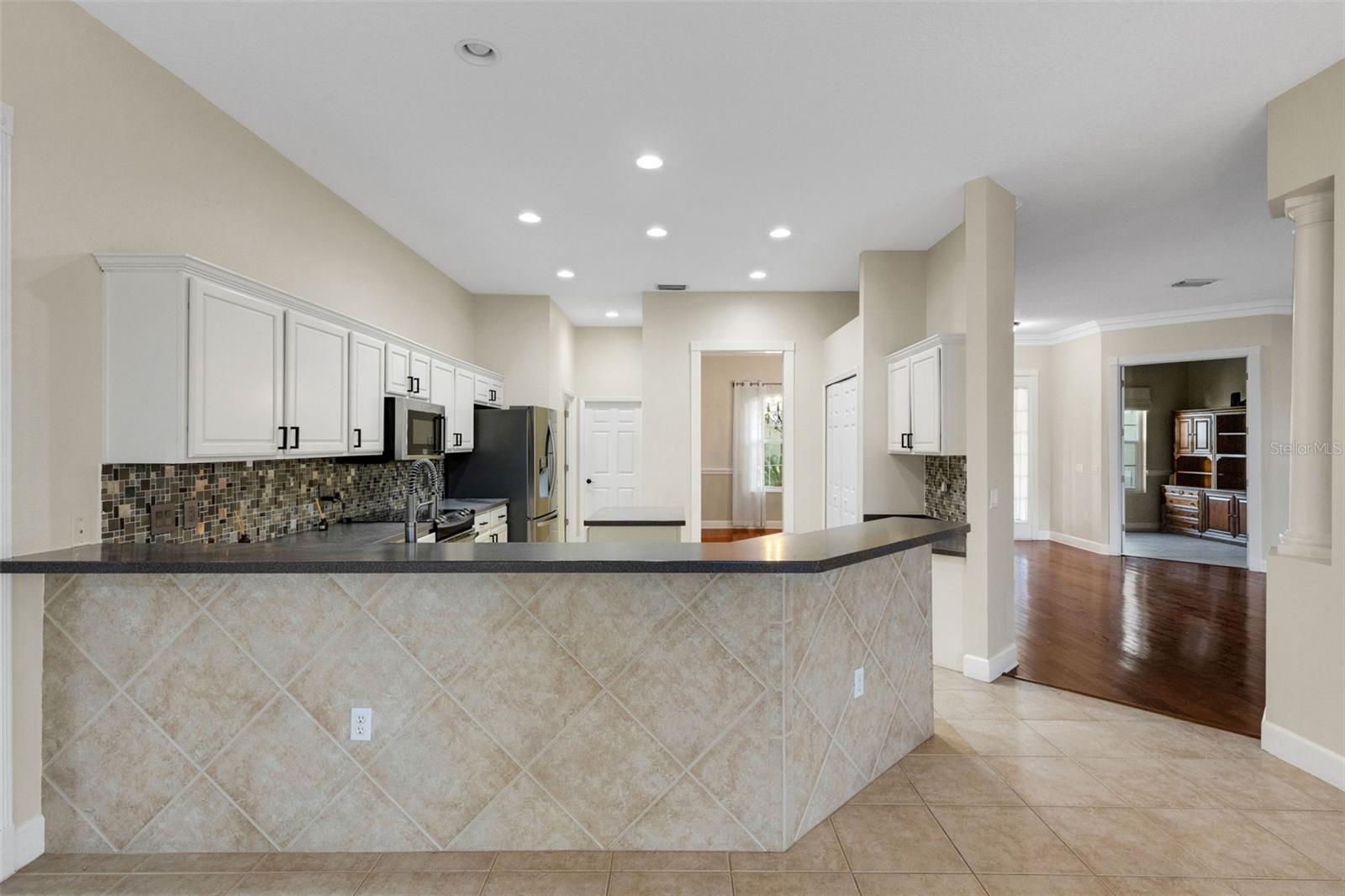 RIVERWALK VILLAGE CYPRESS BANKS SP EPB34/105 - Residential Lease