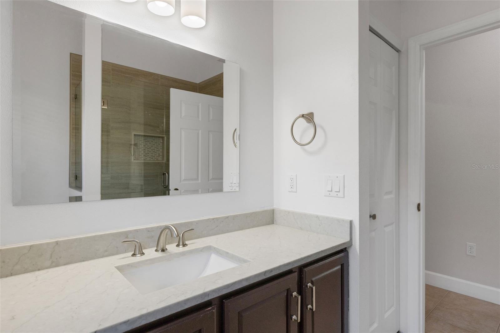 RIVERWALK VILLAGE CYPRESS BANKS SP EPB34/105 - Residential Lease