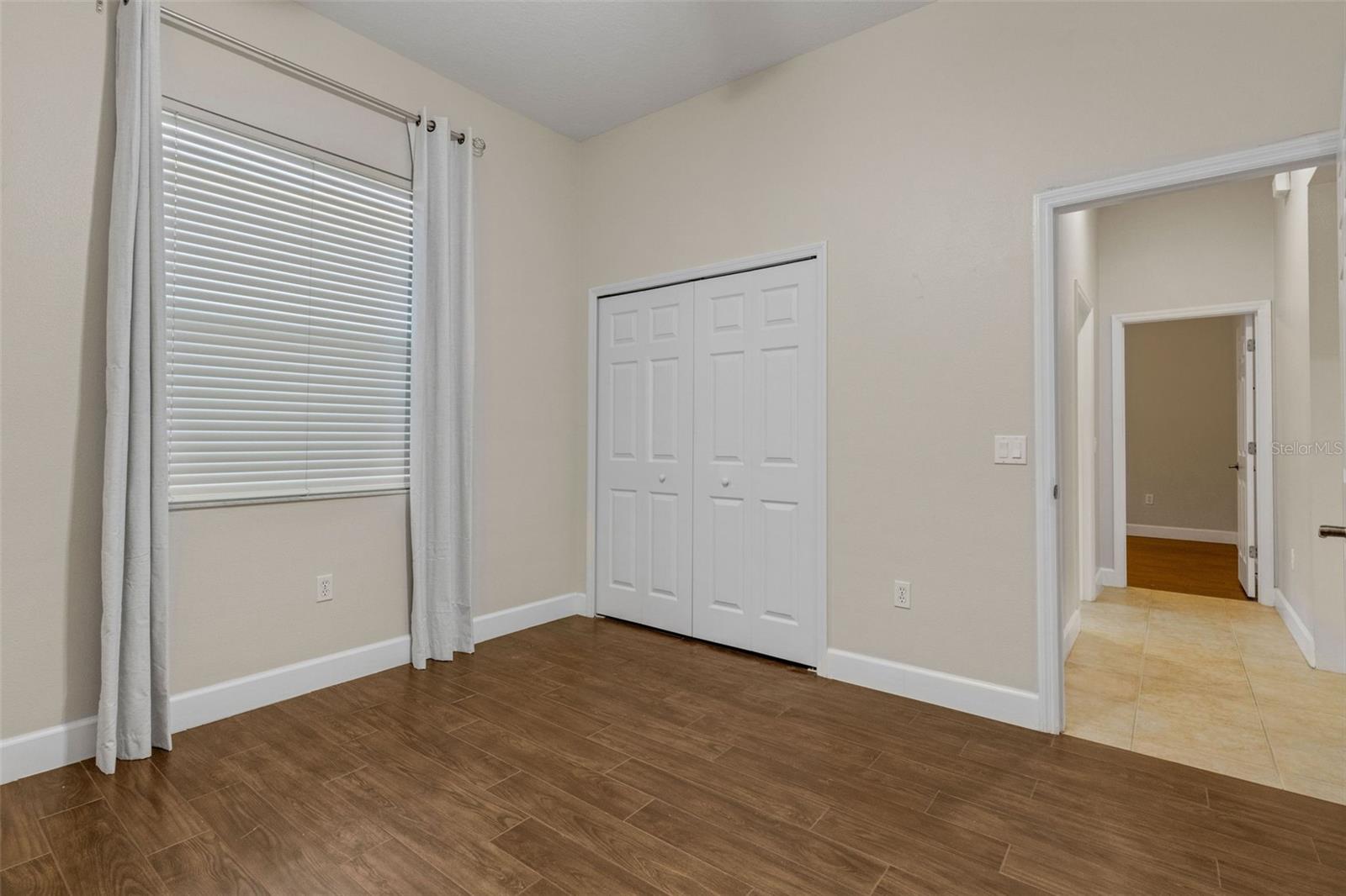 RIVERWALK VILLAGE CYPRESS BANKS SP EPB34/105 - Residential Lease