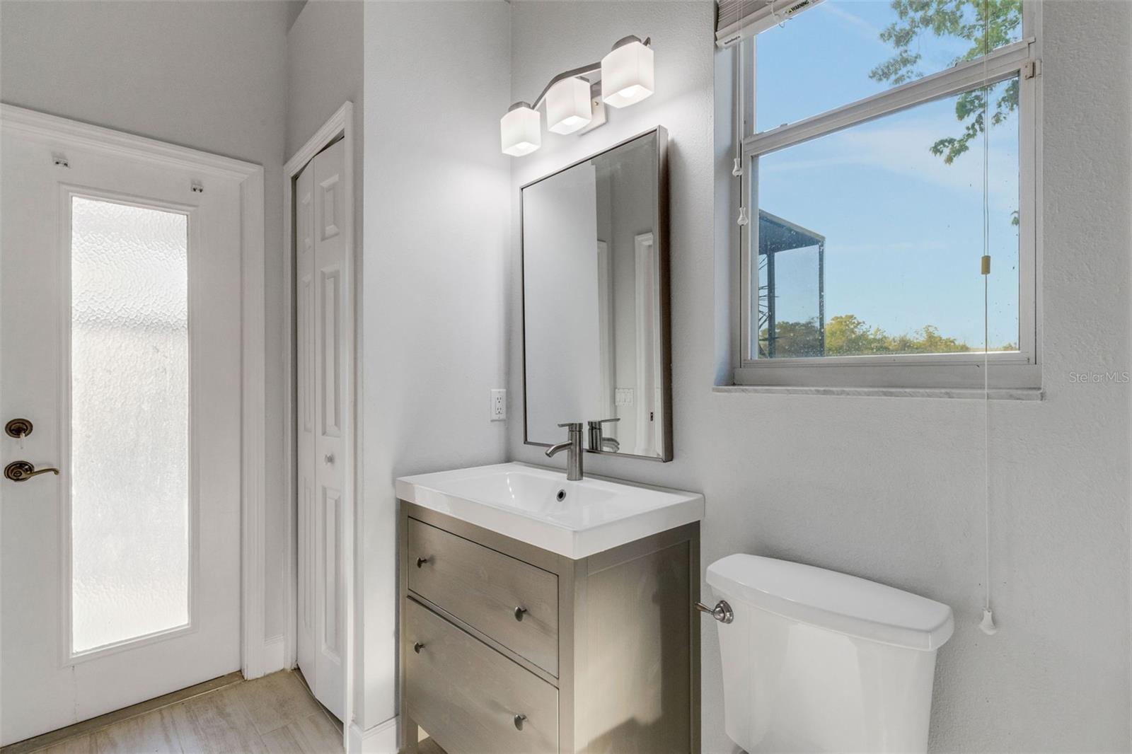 RIVERWALK VILLAGE CYPRESS BANKS SP EPB34/105 - Residential Lease