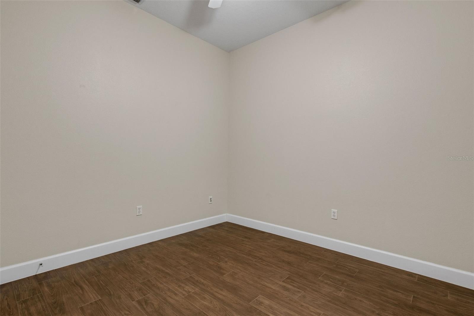 RIVERWALK VILLAGE CYPRESS BANKS SP EPB34/105 - Residential Lease