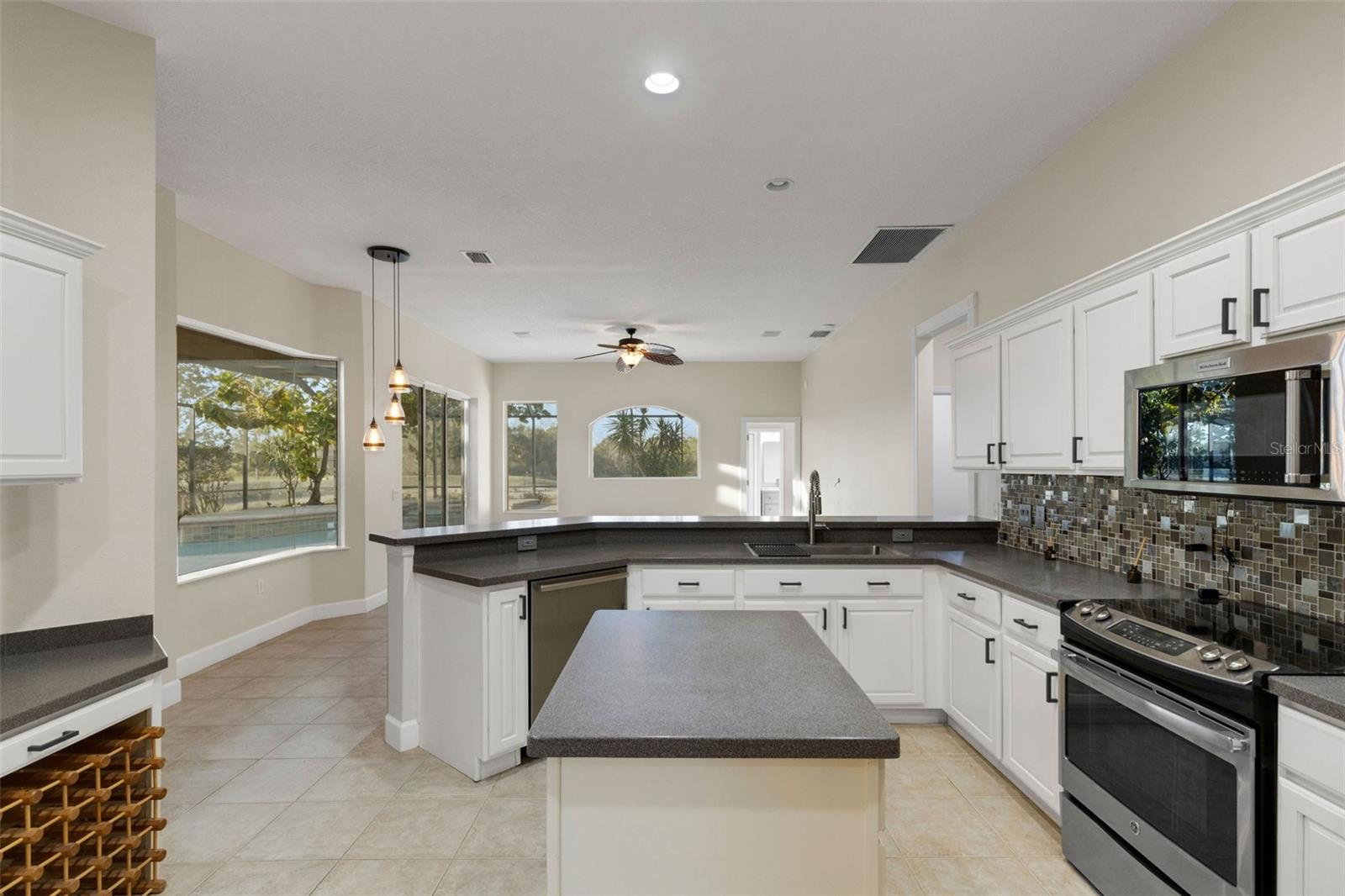 RIVERWALK VILLAGE CYPRESS BANKS SP EPB34/105 - Residential Lease